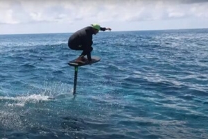 How Does the FliteLab AMPJet Compare to Traditional eFoils in Terms of Speed and Maneuverability?